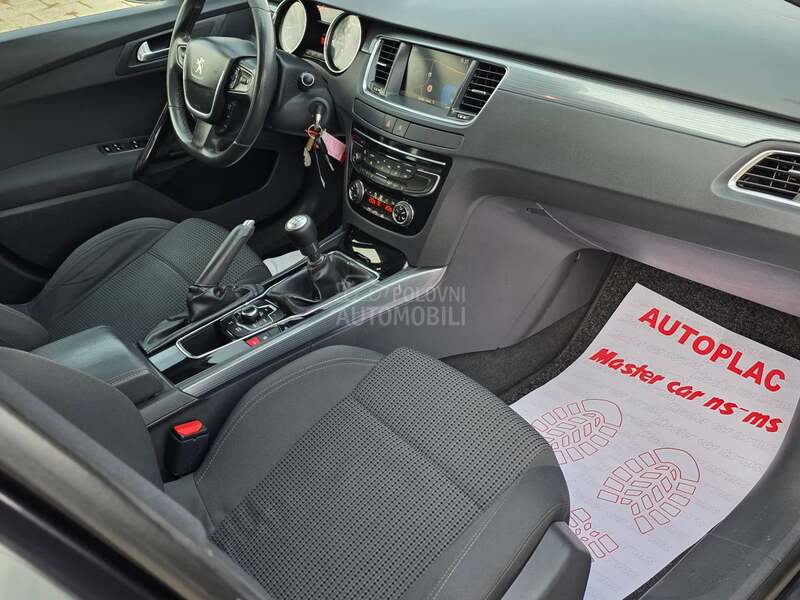 Peugeot 508 2.0hd PANO/NAV