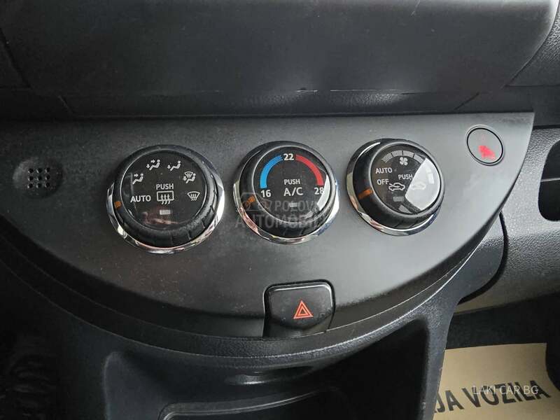 Nissan Note resty 1.5 dci NAVY