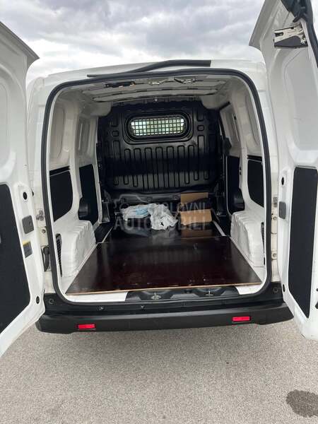 Nissan Nv200 eNV200