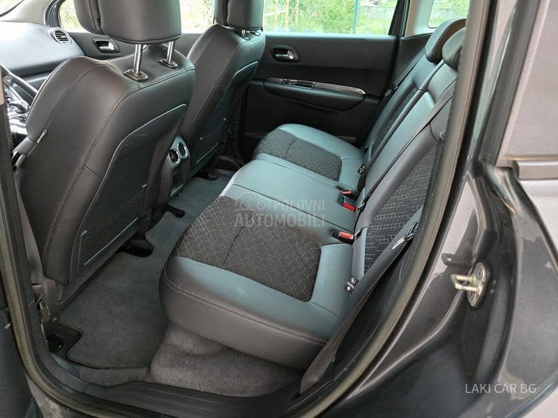 Peugeot 3008 HYBRID4 2.0 HDI