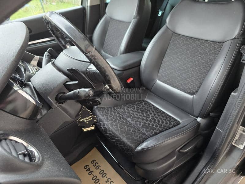 Peugeot 3008 HYBRID4 2.0 HDI