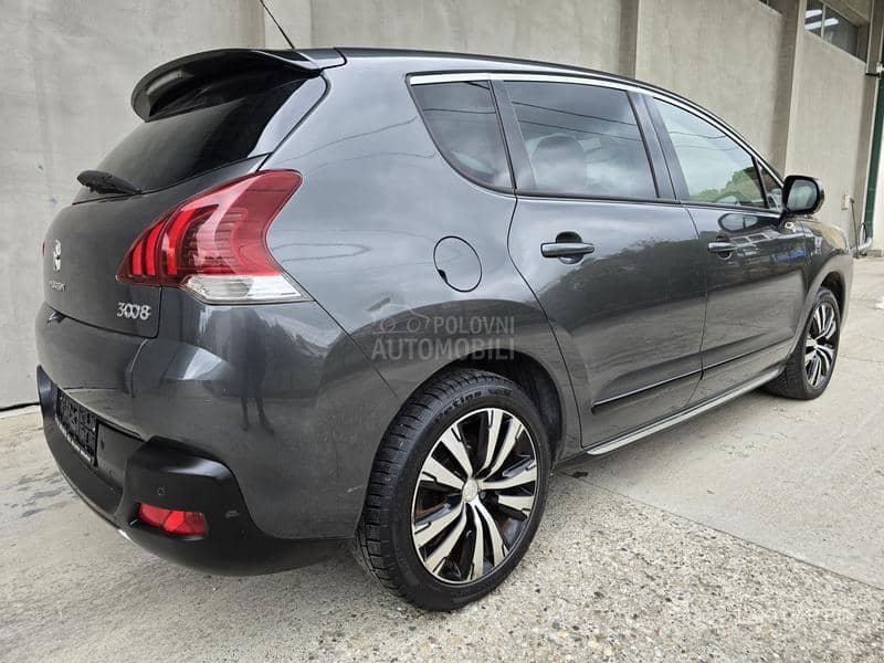 Peugeot 3008 HYBRID4 2.0 HDI