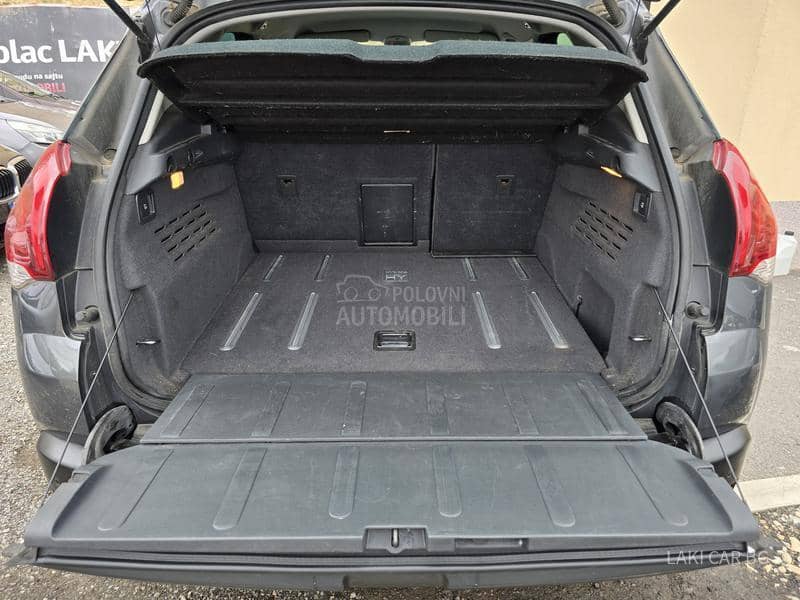 Peugeot 3008 HYBRID4 2.0 HDI