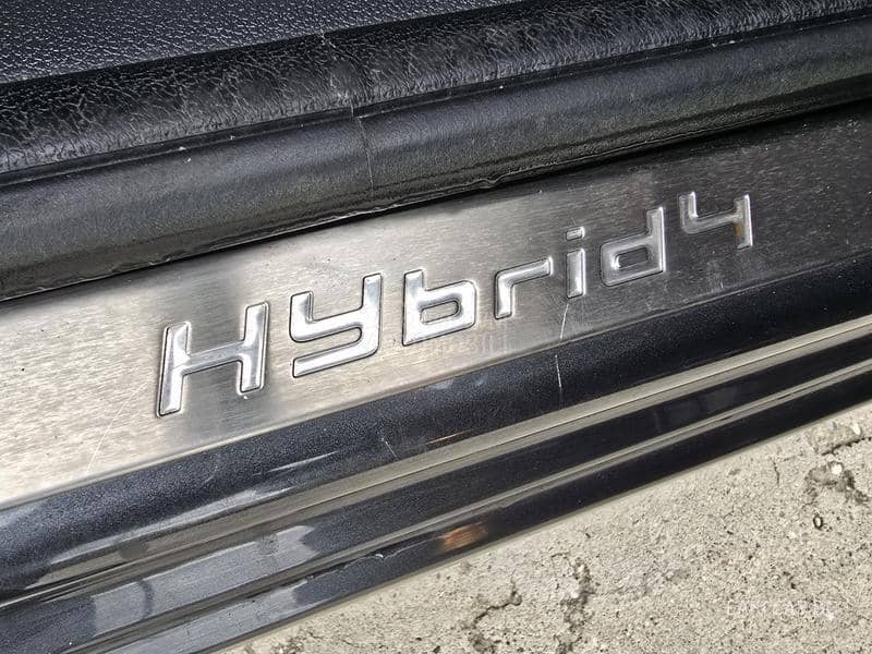 Peugeot 3008 HYBRID4 2.0 HDI