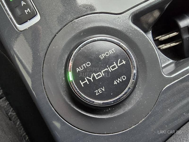 Peugeot 3008 HYBRID4 2.0 HDI