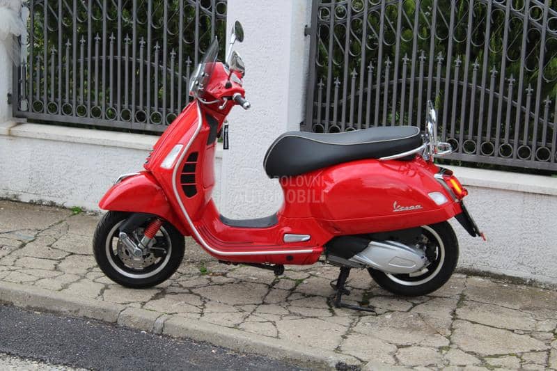 Vespa GTS 300 HPE Super