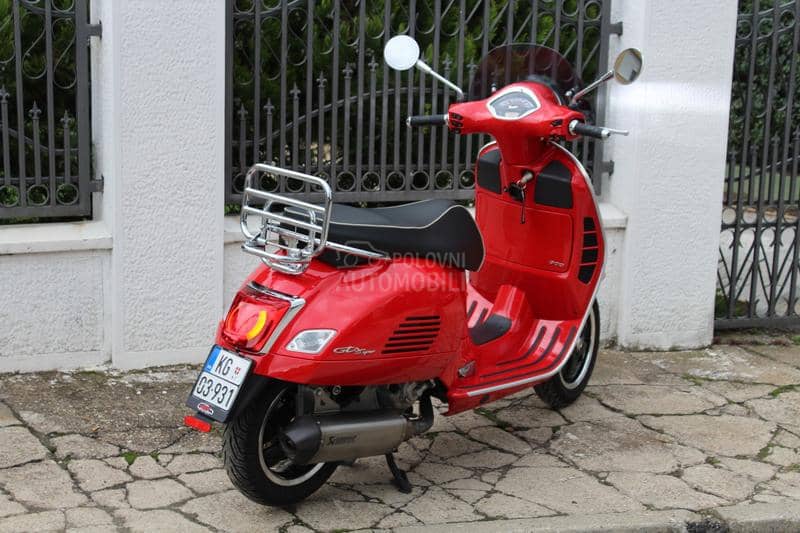 Vespa GTS 300 HPE Super