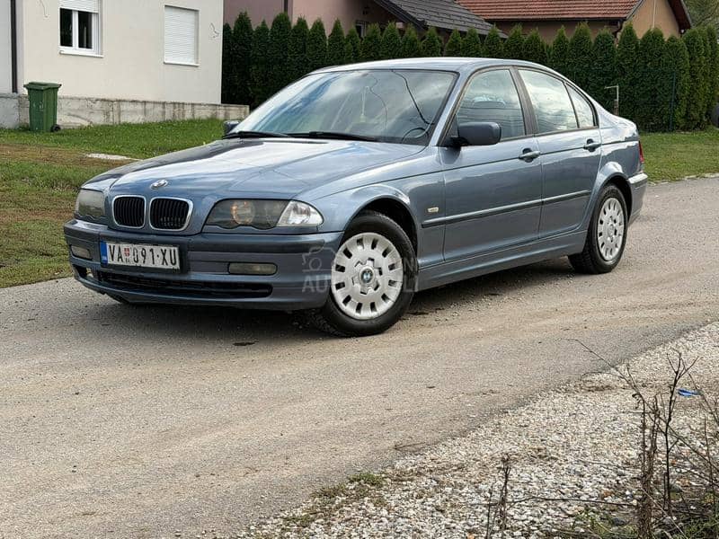BMW 320d  BMW 320d