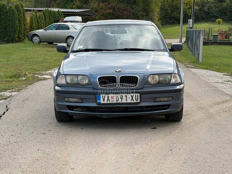 BMW 320d  BMW 320d