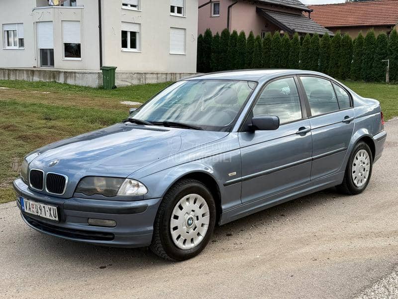 BMW 320d  BMW 320d