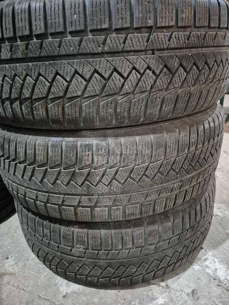 Continental 225/60 R18 Zimska