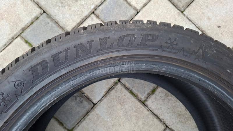 Dunlop 235/45 R18 Zimska