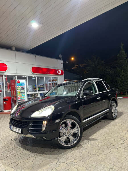 Porsche Cayenne 4.8