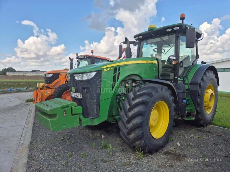 John Deere 8295R
