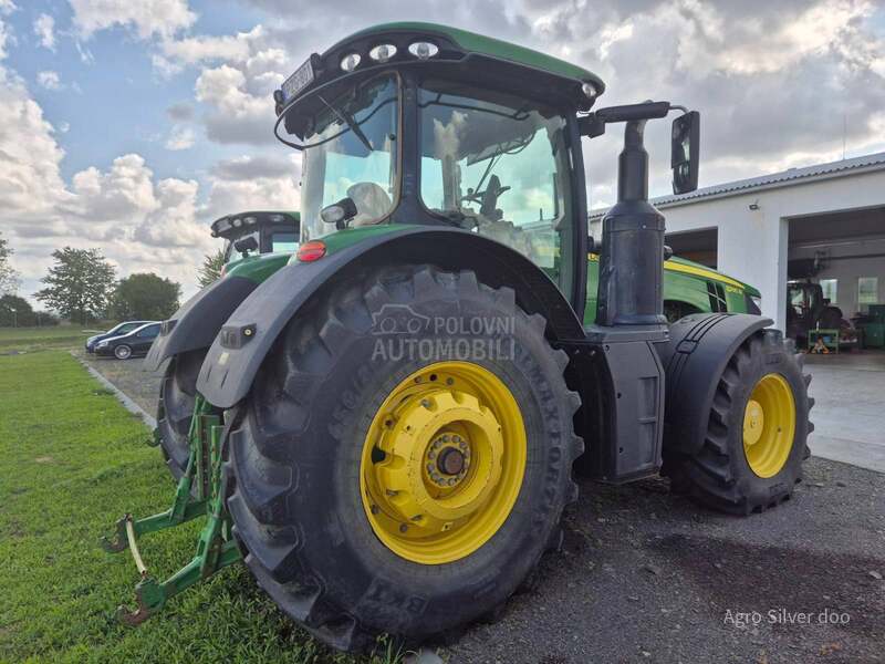 John Deere 8295R