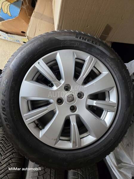 Renault Captur HELLY HANSEN/AUT/CH