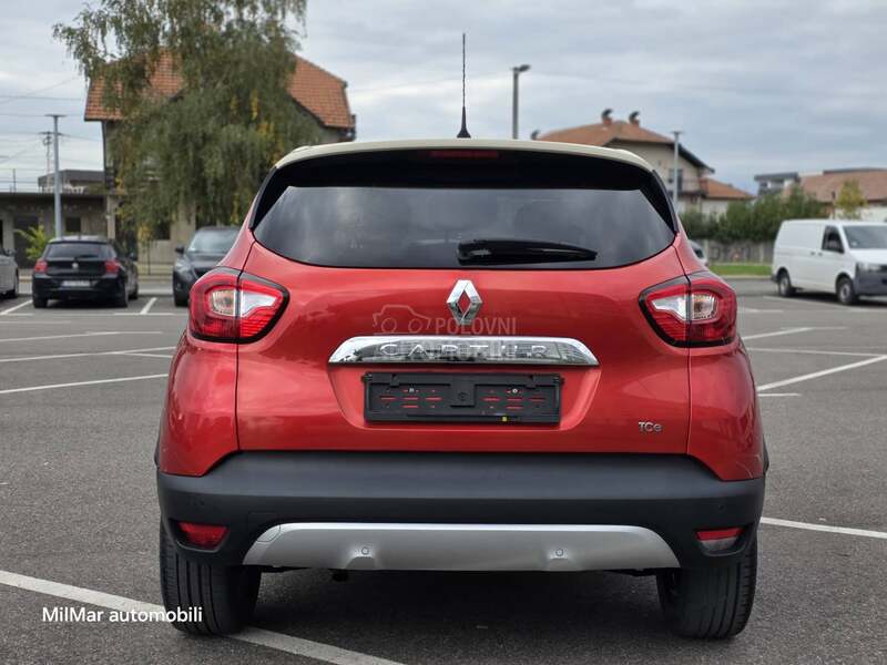 Renault Captur HELLY HANSEN/AUT/CH