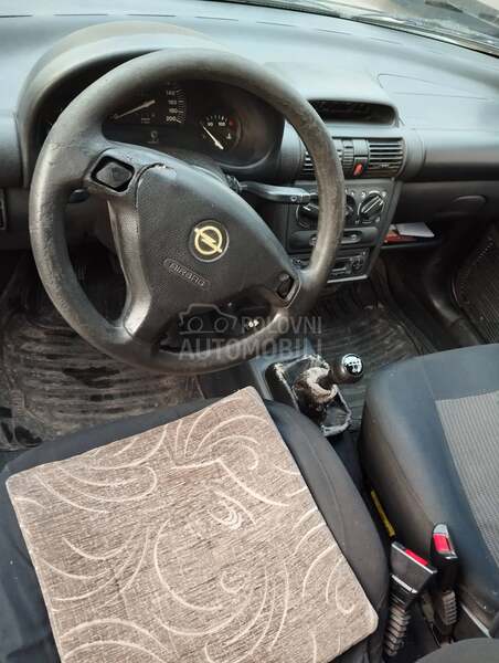 Opel Corsa B 1.7