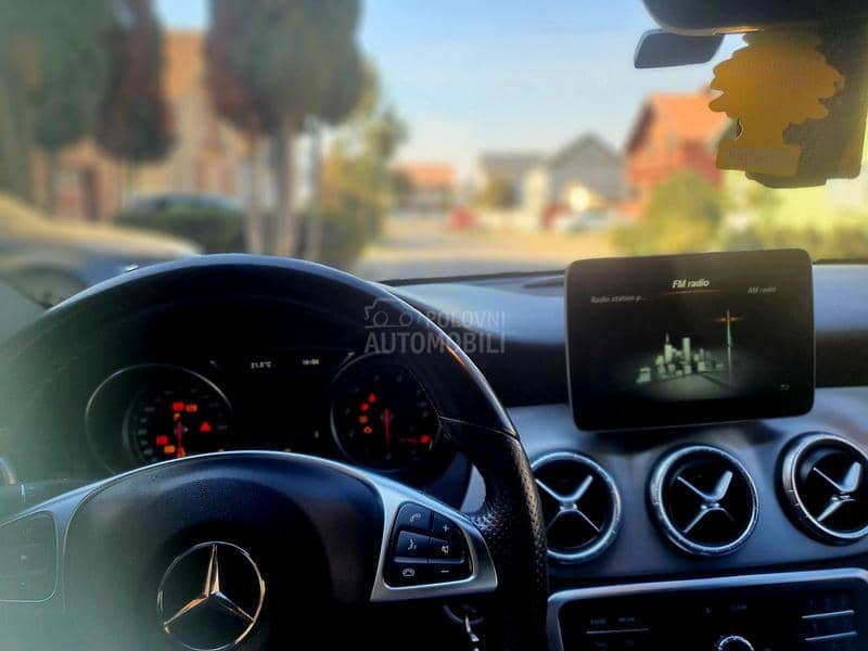 Mercedes Benz CLA 200 AMG paket