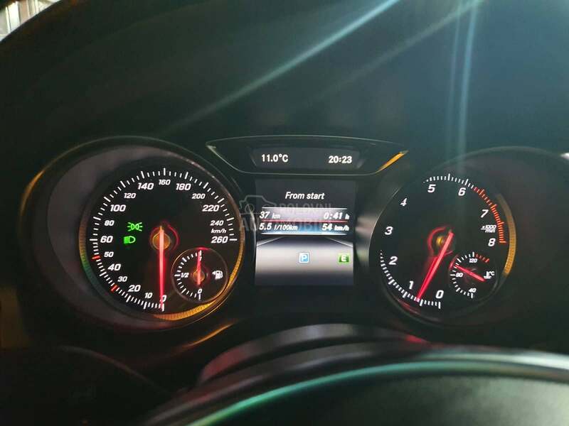 Mercedes Benz CLA 200 AMG paket