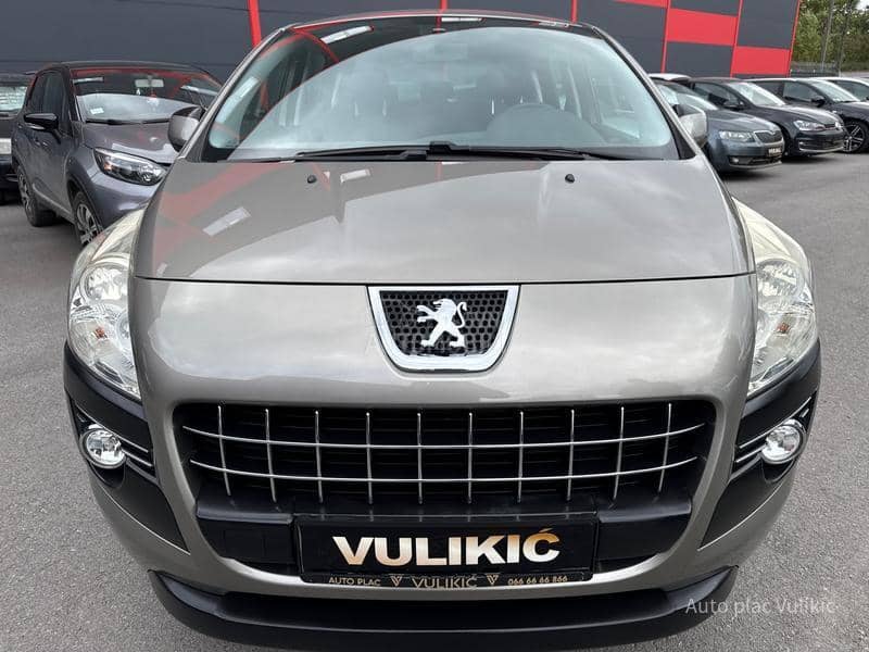 Peugeot 3008 RATA 130e BEZ UCESCA