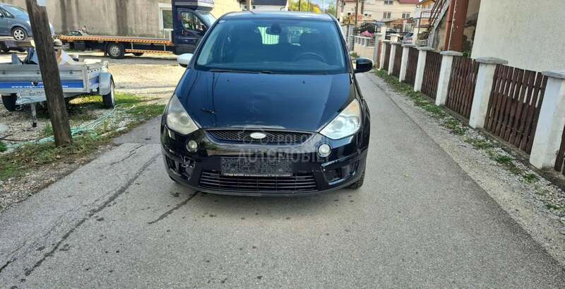 Ford S-Max 