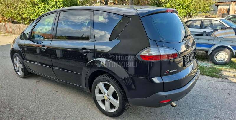 Ford S-Max 
