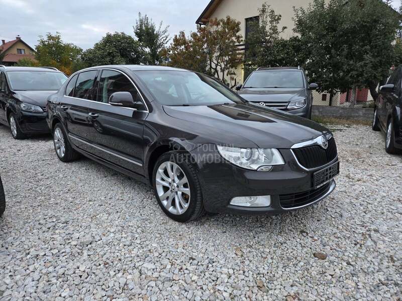 Škoda Superb 2.o tdi dsg xenon