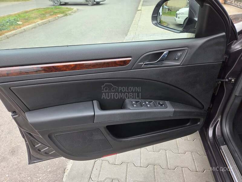 Škoda Superb 2.o tdi dsg xenon