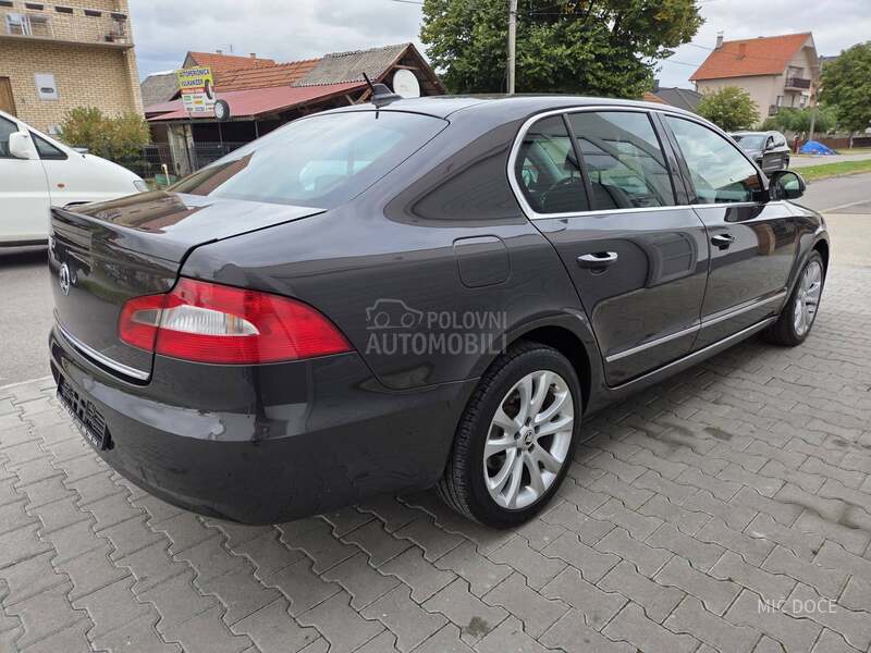 Škoda Superb 2.o tdi dsg xenon