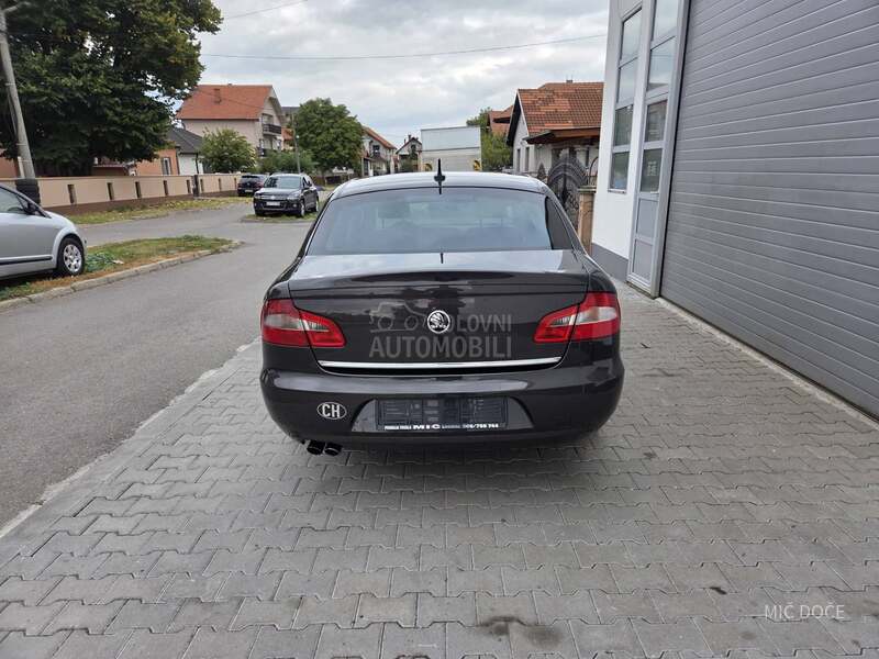 Škoda Superb 2.o tdi dsg xenon
