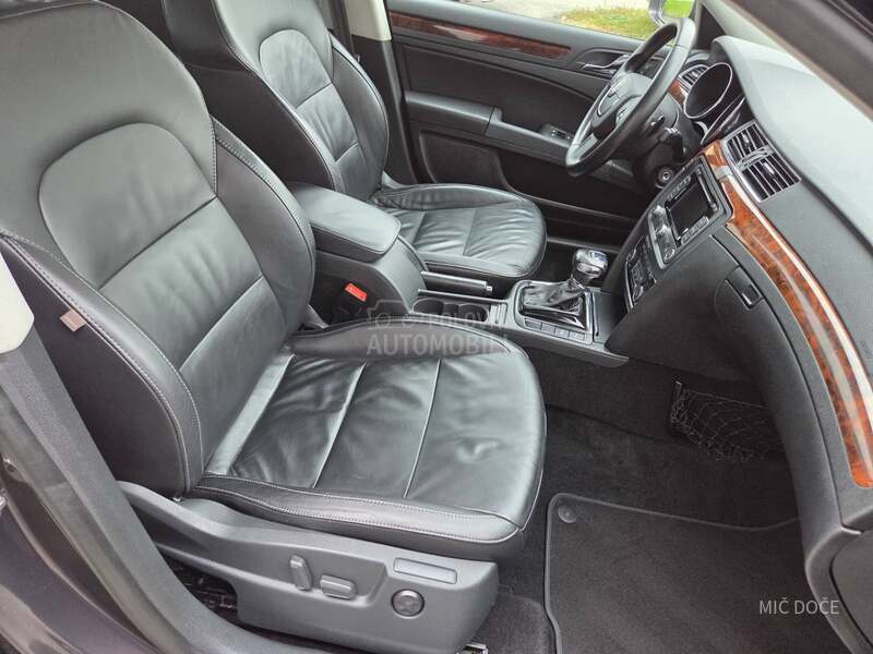 Škoda Superb 2.o tdi dsg xenon