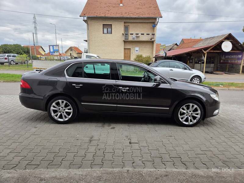 Škoda Superb 2.o tdi dsg xenon
