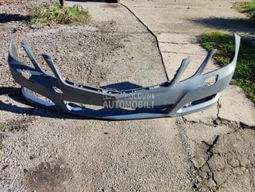 Branik za Mercedes Benz E 320