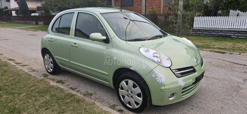 Nissan Micra 