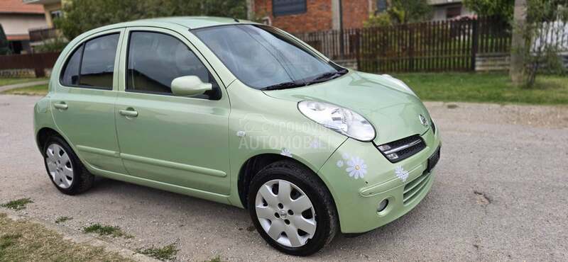 Nissan Micra 