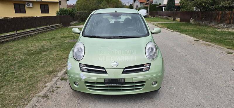 Nissan Micra 
