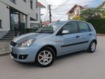 Ford Fiesta 1.6i SPORT LINE CH