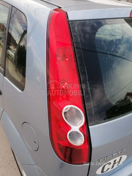 Ford Fiesta 1.6i SPORT LINE CH