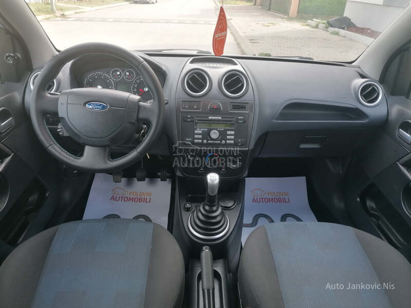 Ford Fiesta 1.6i SPORT LINE CH