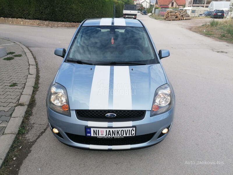 Ford Fiesta 1.6i SPORT LINE CH