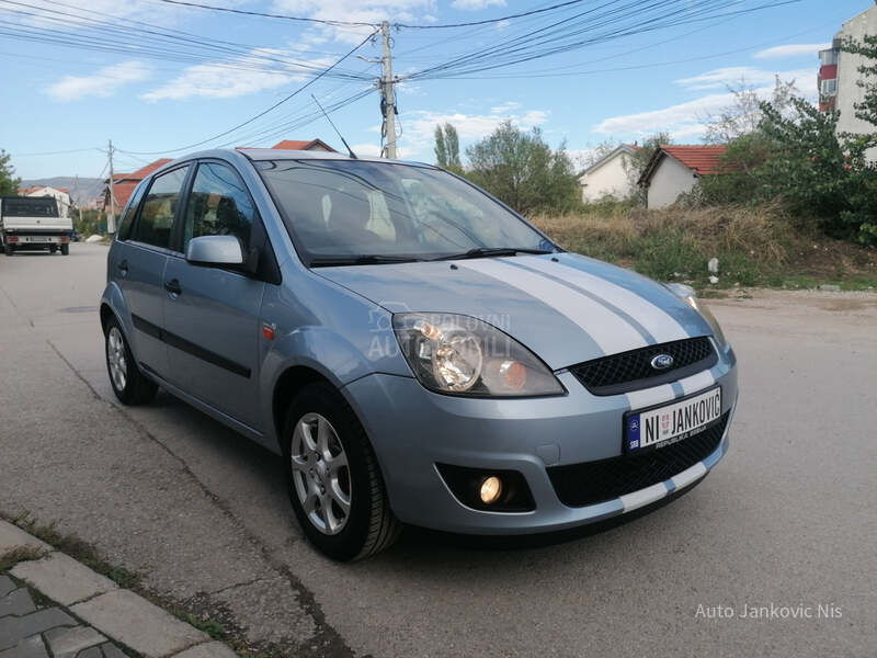 Ford Fiesta 1.6i SPORT LINE CH