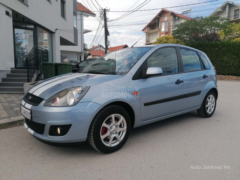 Ford Fiesta 1.6i SPORT LINE CH