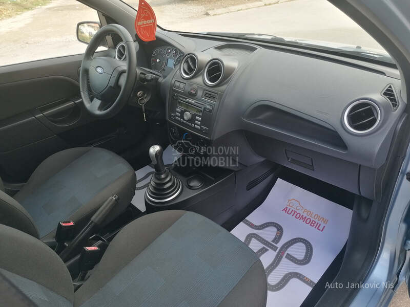 Ford Fiesta 1.6i SPORT LINE CH