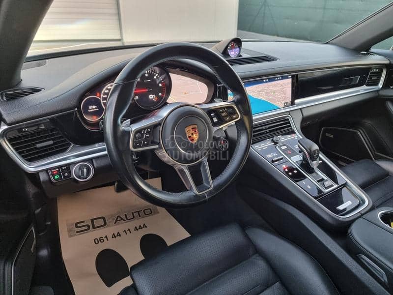Porsche Panamera 4S