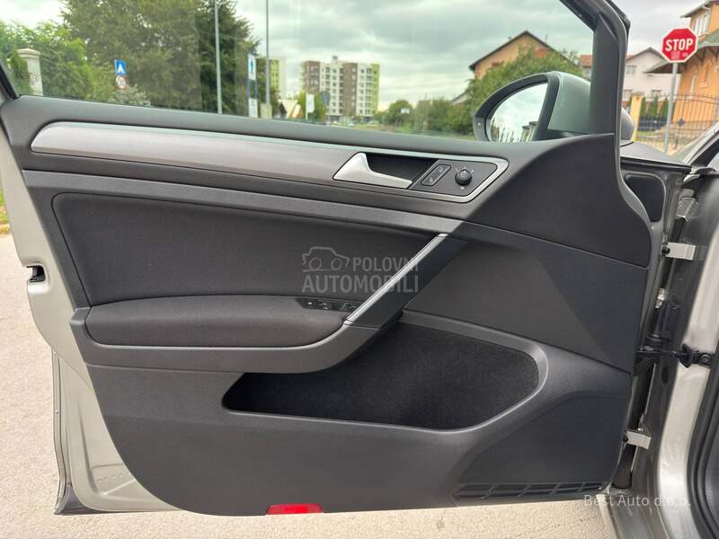 Volkswagen Golf 7 1.2 tsi