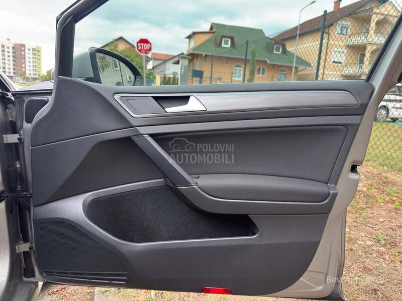 Volkswagen Golf 7 1.2 tsi