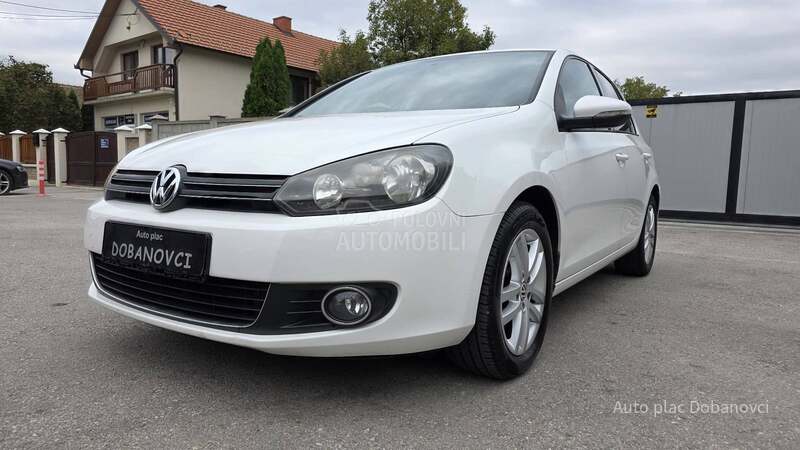 Volkswagen Golf 6 1.6 TDI HIGH-LINE