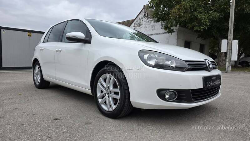 Volkswagen Golf 6 1.6 TDI HIGH-LINE