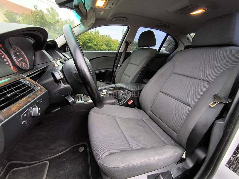 BMW 525 M57 AUTOM 09/26 DVD